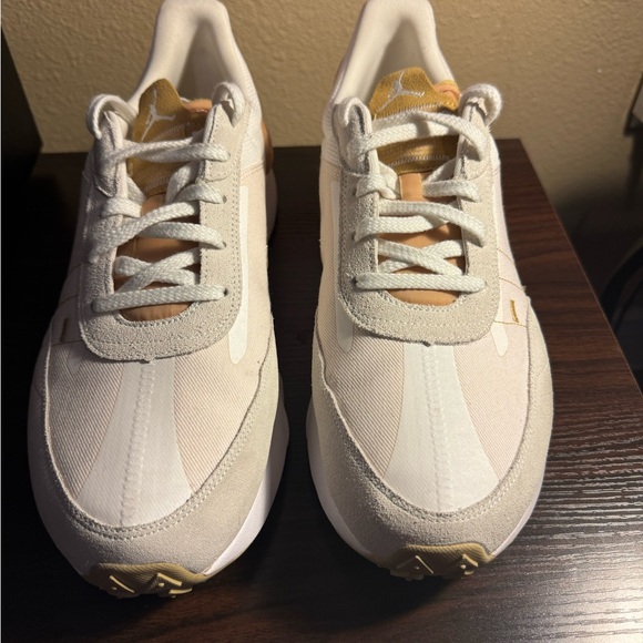 Nike Jump-man Air Jordans. - Picture 2 of 4